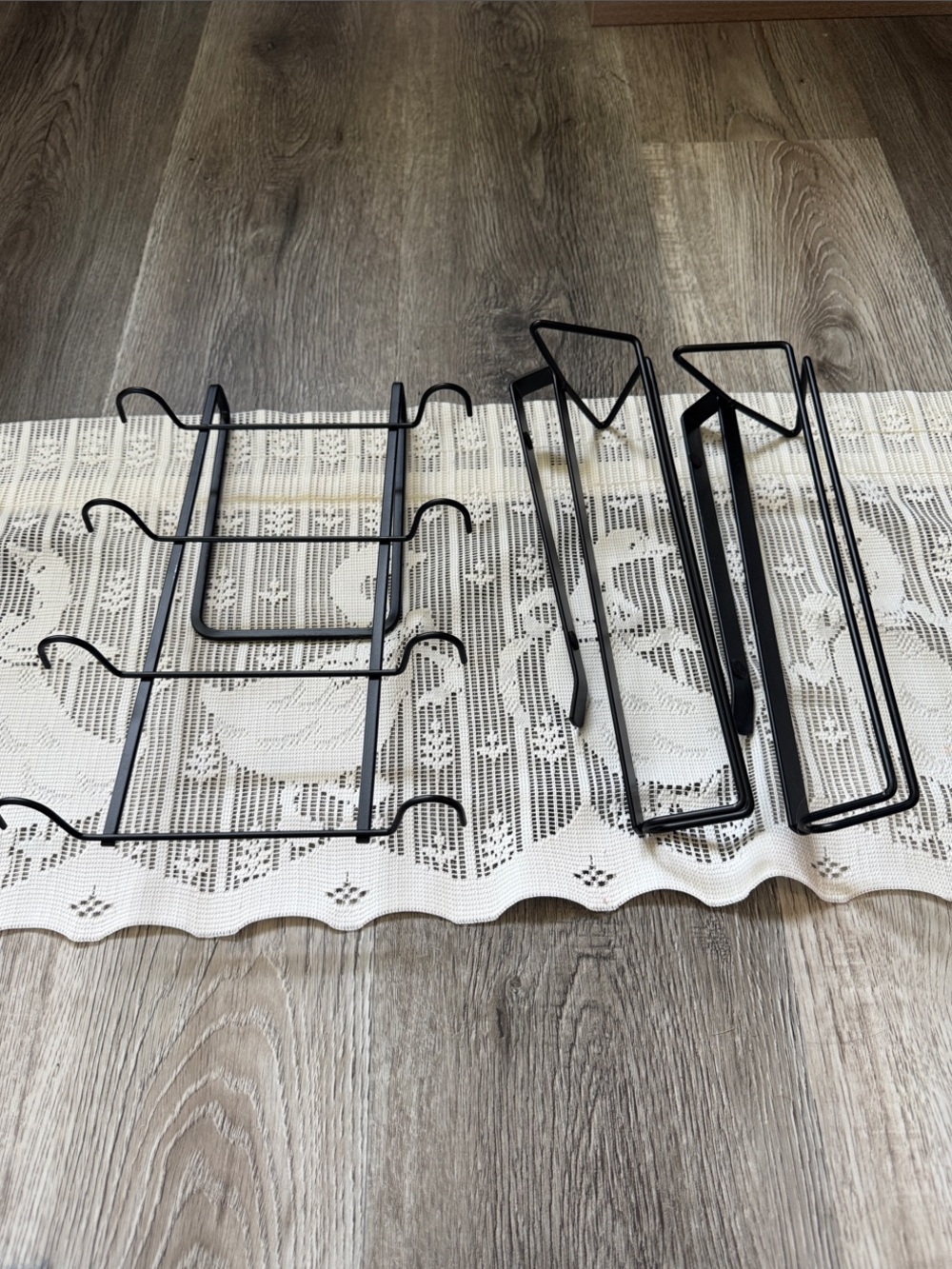 Black Metal Mug and Wine Glass Storage Organizer Cupboard Shelf Rack